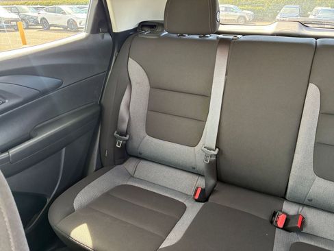 Used 2025 Chevrolet TrailBlazer LT image 38