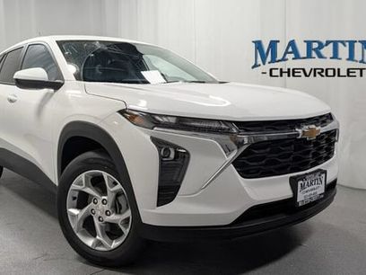 New 2026 Chevrolet Trax LS w/ LS Convenience Package