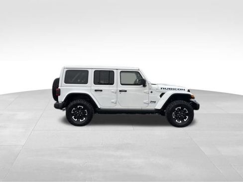 Used 2024 Jeep Wrangler Unlimited Rubicon 4xe image 7