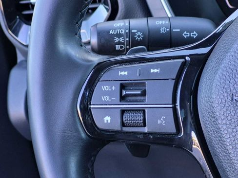 Certified 2023 Honda Pilot Touring image 21