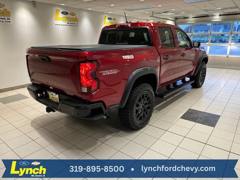 Used 2025 Chevrolet Colorado Trail Boss AWD/4WD image 21