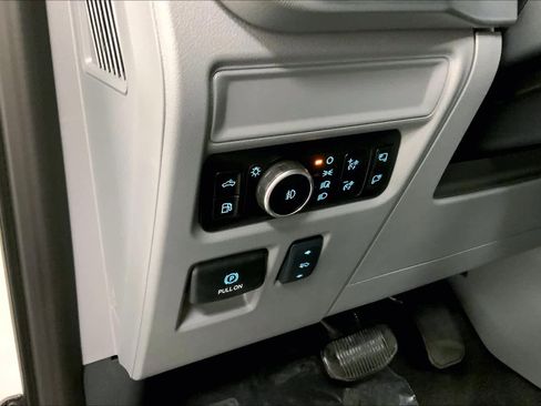 New 2025 Ford F150 Lariat w/ Equipment Group 501A Mid image 20