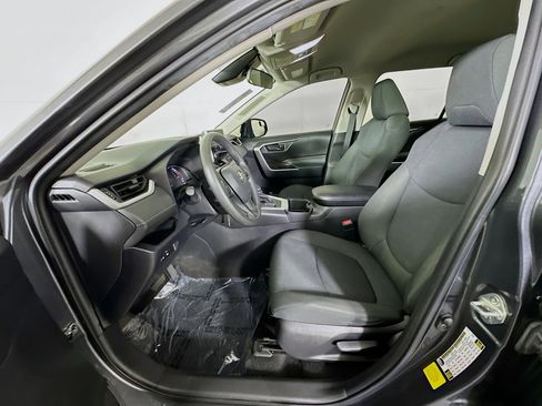 Used 2024 Toyota RAV4 LE image 12