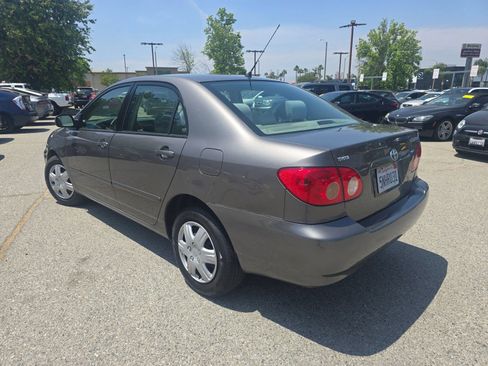 Used 2005 Toyota Corolla LE FWD image 7