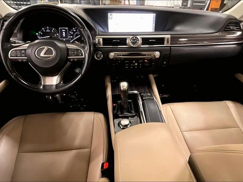 Used 2018 Lexus GS 350 AWD w/ Premium Package image 16