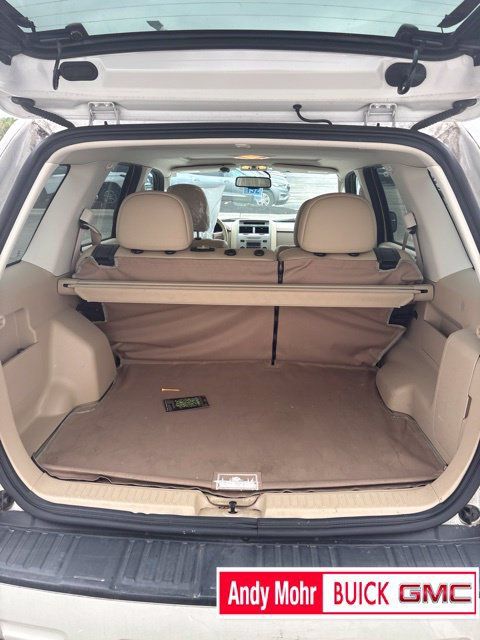 Used 2010 Ford Escape XLT AWD/4WD image 10