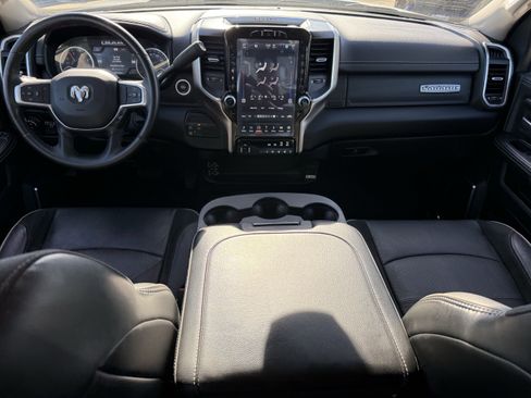 Used 2024 RAM 2500 Laramie image 13