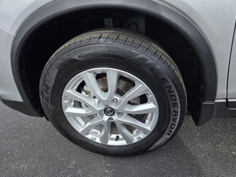 Used 2020 Nissan Rogue SV image 45