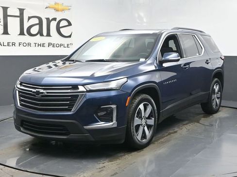 Used 2023 Chevrolet Traverse LT w/ LT Premium Package image 36