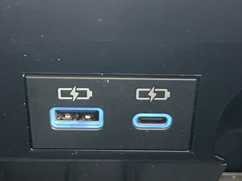 Used 2022 Toyota Tundra SR5 image 6