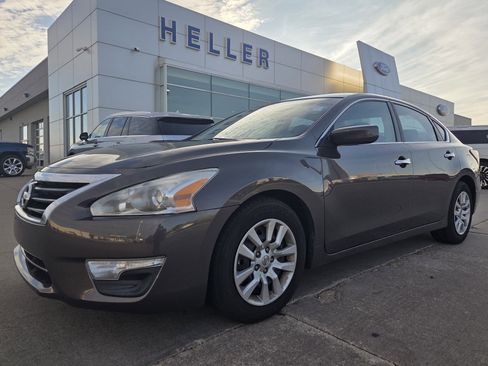 Used 2013 Nissan Altima 2.5 S image 3