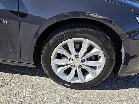 Used 2025 Chevrolet Malibu LT image 25