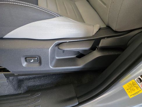 Used 2024 Toyota Tacoma TRD Off-Road image 22