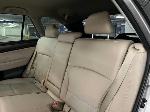 Used 2019 Subaru Outback 3.6R Limited image 20