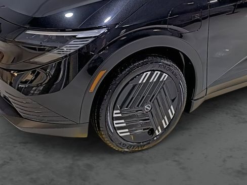 New 2026 Nissan Leaf w/ Floor Mat Package (S+) FWD image 7