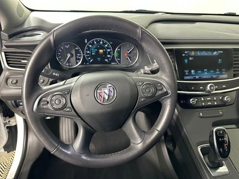 Used 2018 Buick LaCrosse Essence image 14