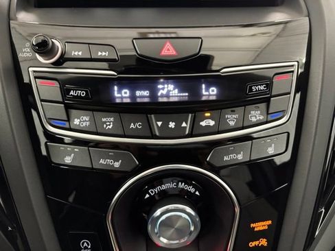 Used 2025 Acura RDX SH-AWD image 24