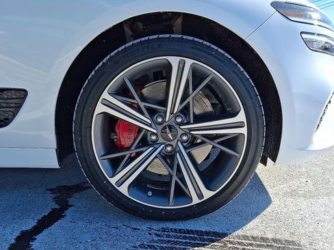 Certified 2025 Genesis G70 3.3T Advanced image 8