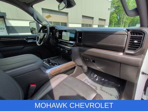 Used 2024 Chevrolet Silverado 2500 LT w/ All Star Edition AWD/4WD image 30