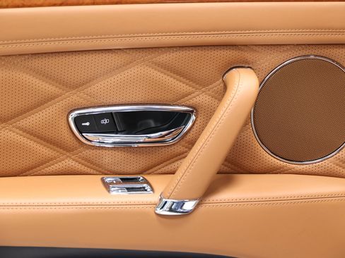 Used 2016 Bentley Flying Spur W12 AWD/4WD image 44