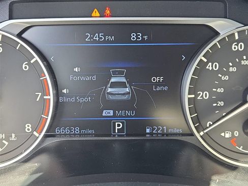 Used 2024 Nissan Altima 2.5 SV FWD image 4