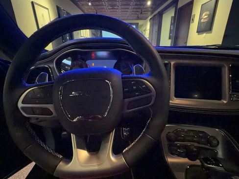 Used 2023 Dodge Challenger SRT Hellcat RWD image 10