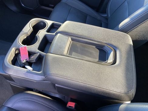 Used 2023 GMC Sierra 1500 SLT image 23