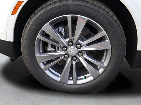 New 2025 Cadillac XT5 Premium Luxury image 10