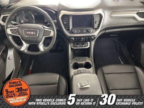 Certified 2023 GMC Acadia SLT w/ Preferred Package AWD/4WD image 18