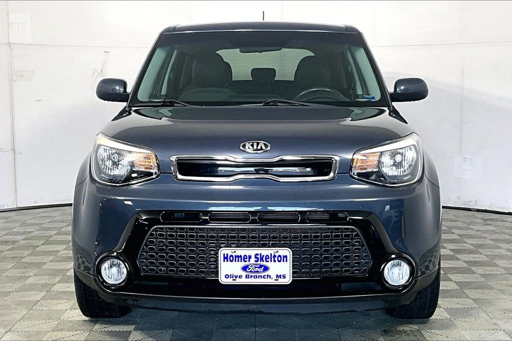 Used 2016 Kia Soul + FWD image 3