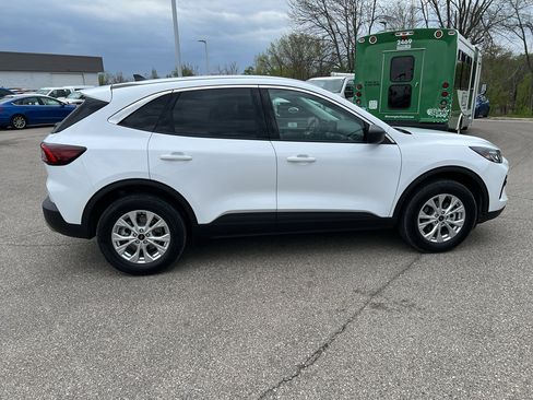 Used 2024 Ford Escape Active image 8