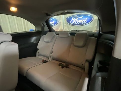 Used 2022 Honda Odyssey EX image 12