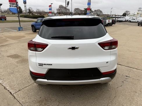 Used 2024 Chevrolet TrailBlazer LT w/ LT Cold Weather Package image 4