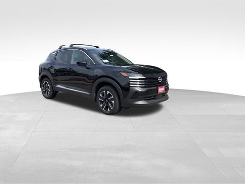 New 2026 Nissan Kicks SV w/ SV Premium Package image 7