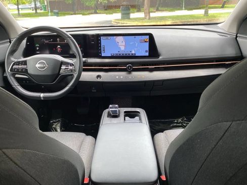 Used 2023 Nissan Ariya FWD image 25