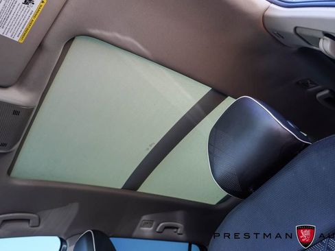 Used 2025 Volkswagen Atlas SEL Premium R-Line image 26