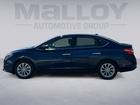 Used 2018 Nissan Sentra SV image 2