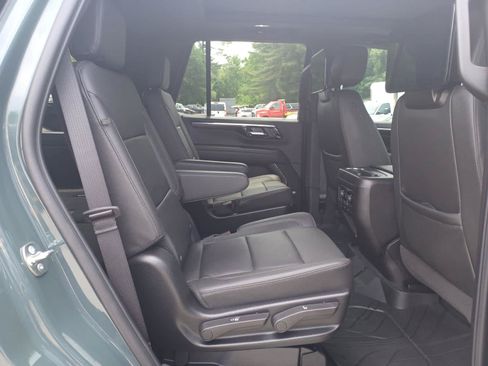 Used 2026 Chevrolet Tahoe Z71 w/ Z71 Off-Road Package AWD/4WD image 27