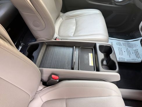 Used 2019 Honda Odyssey Elite image 24
