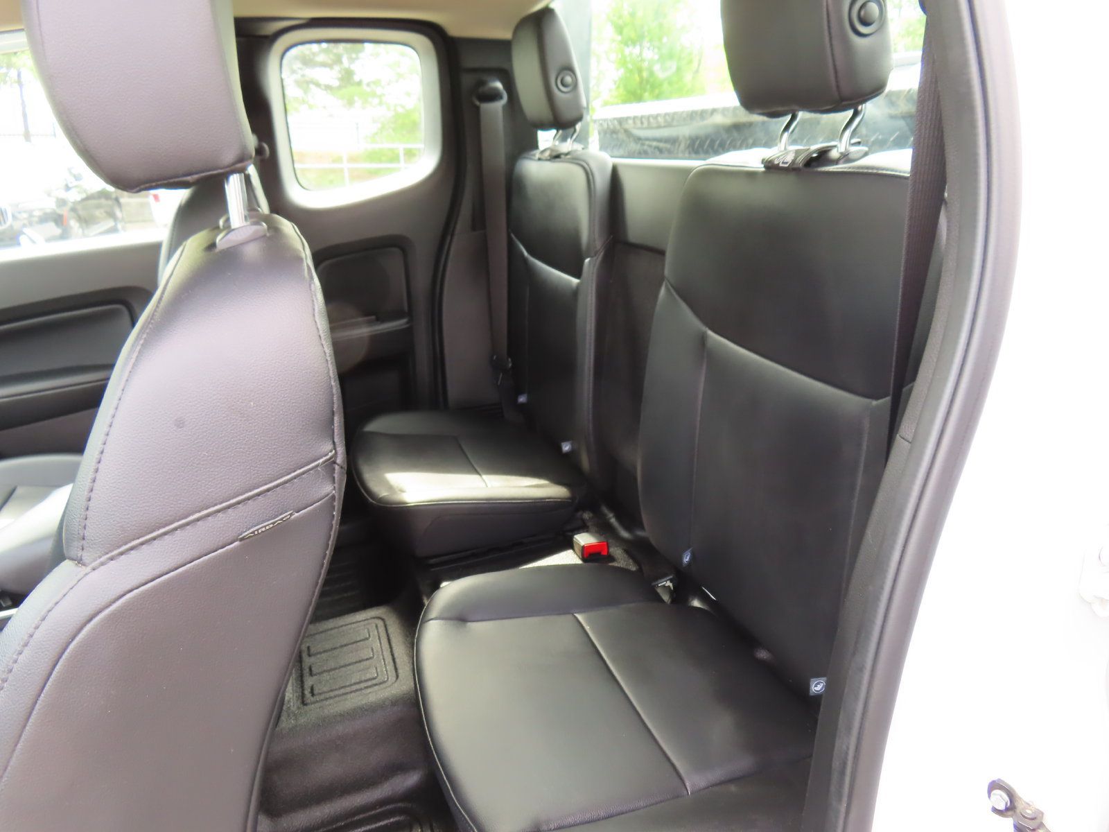 Used 2020 Ford Ranger XL w/ Equipment Group 101A Mid RWD image 32