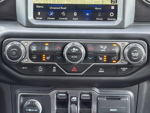 Used 2021 Jeep Wrangler Unlimited Sport AWD/4WD image 19