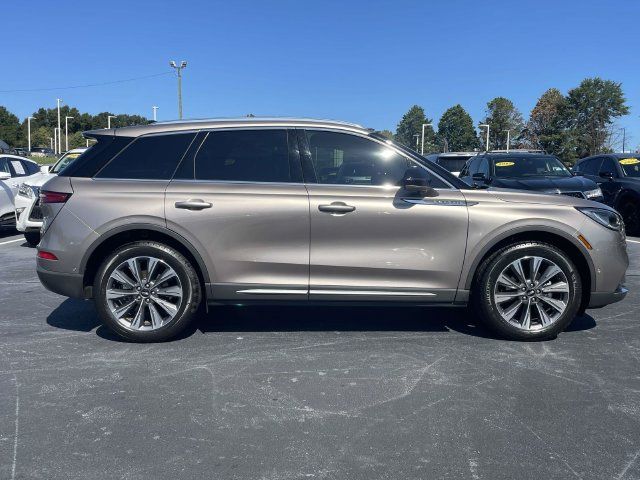 Used 2020 Lincoln Corsair Reserve w/ Equipment Group 201A FWD image 8