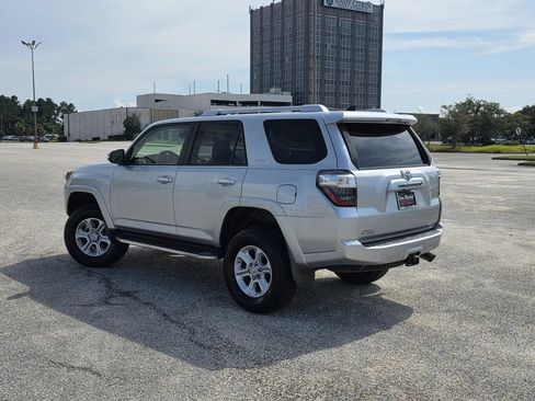 Used 2016 Toyota 4Runner SR5 Premium RWD image 4