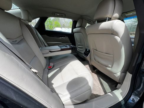 Used 2014 Cadillac XTS Luxury AWD/4WD image 12