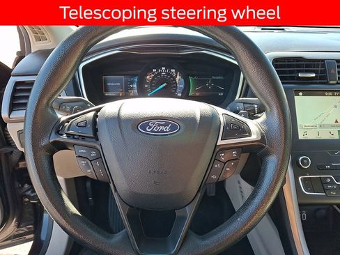 Certified 2019 Ford Fusion SE FWD image 20