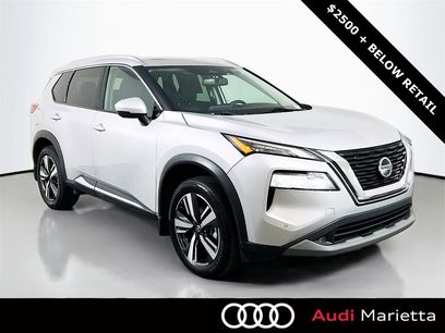 Used 2021 Nissan Rogue SL w/ Premium Package