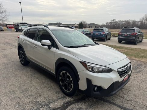 Used 2021 Subaru Crosstrek 2.0i Premium AWD/4WD image 7