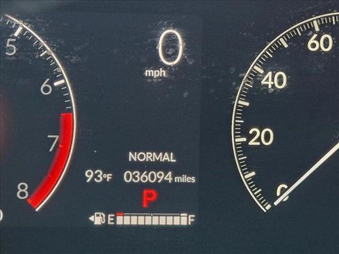 Used 2023 Honda Pilot EX-L image 10
