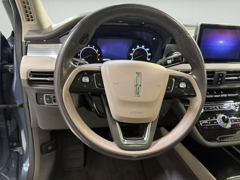 Used 2022 Lincoln Corsair FWD w/ Premium Package image 15