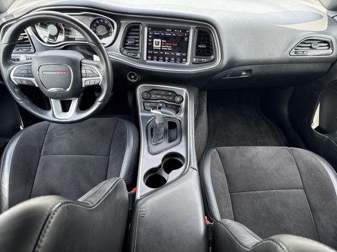 Used 2018 Dodge Challenger R/T Plus RWD image 27
